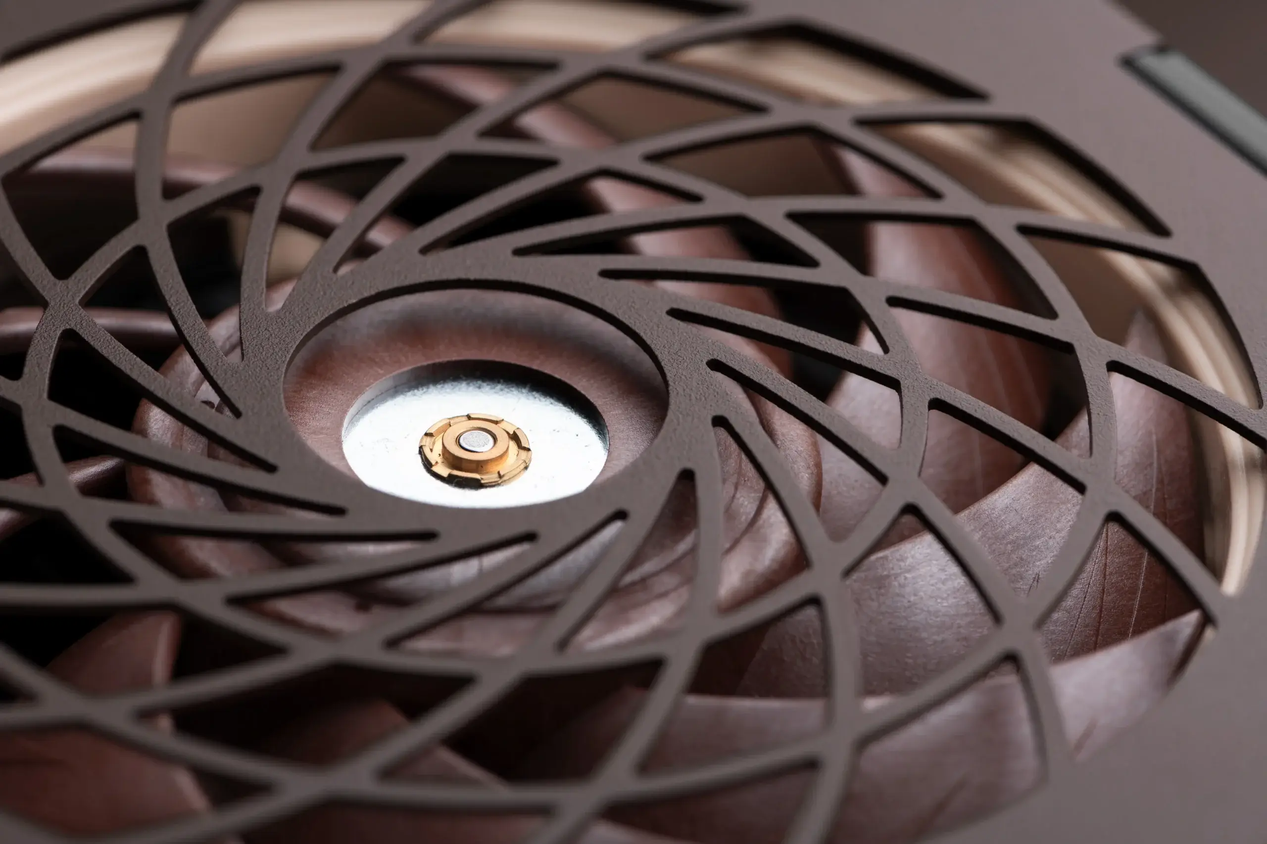 Noctua ファングリル