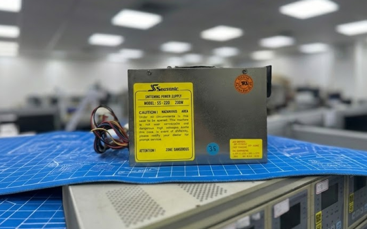 Seasonic SS-220